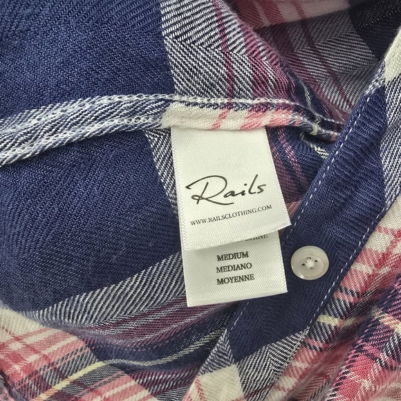 Rails Blue Pink Plaid Flannel long sleeve button down Shirt size medium - Picture 3 of 6
